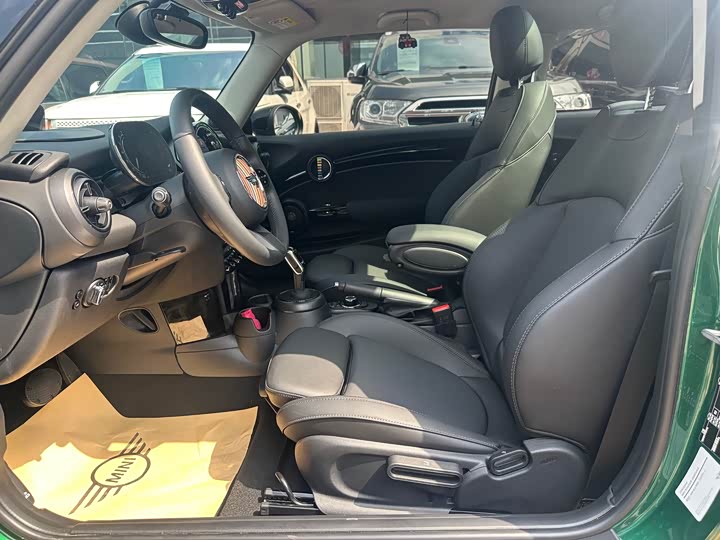 MINI Hatch — фото 11