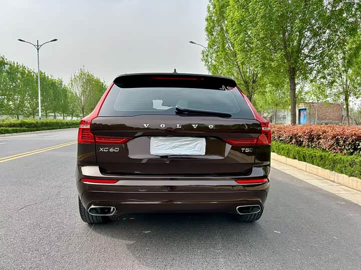 Volvo XC60 2019 T 5 4 WD VI — фото 4