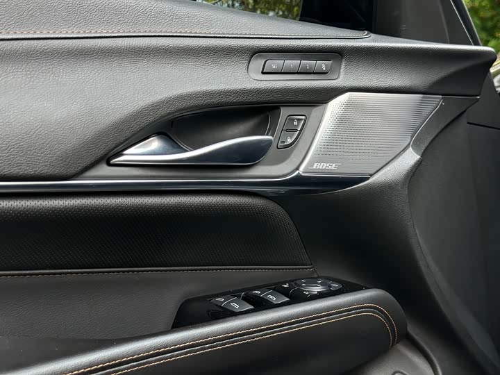 Cadillac CT 4 2021 28 T Premium — фото 10