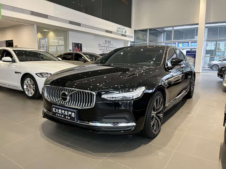 Volvo S90 2022 B 5 — фото 1