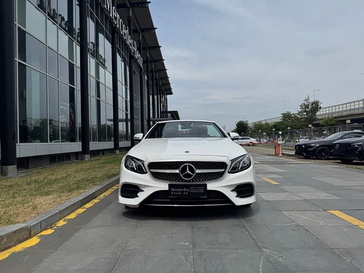 Mercedes-Benz E-Class 2018 E 200 4 MATIC — фото 3