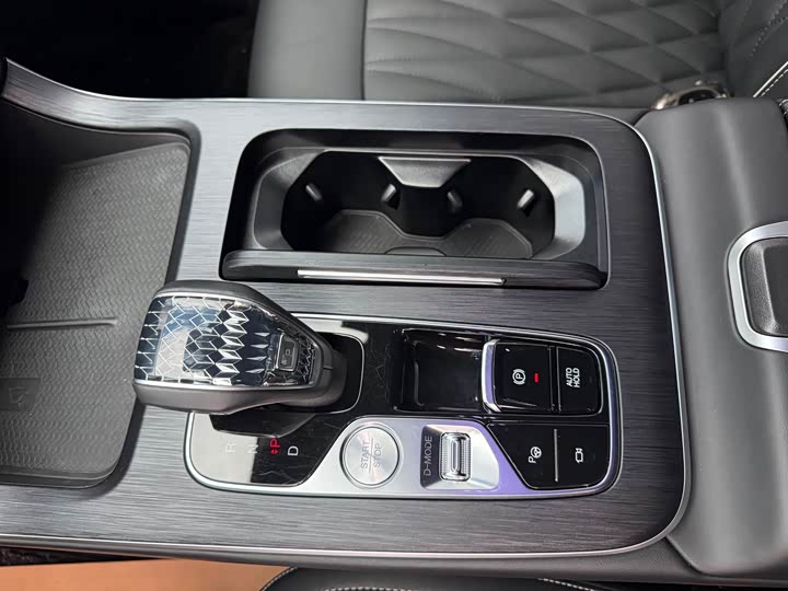 Trumpchi GS8 2022 2.0 TGDI 2 WD ( ) — фото 27