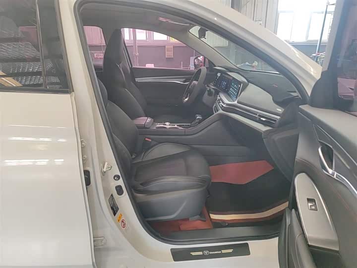 Changan CS75 PLUS 2022 1.5 T AT — фото 25