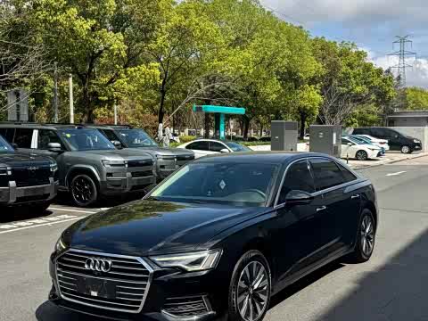 Audi A6L 2019 40 TFSI — фото 16