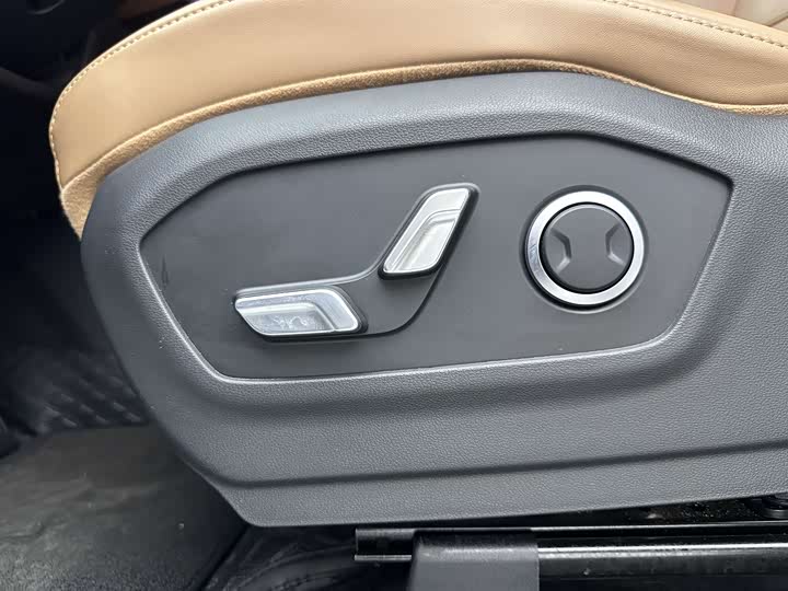 Hyundai Santa Fe — фото 16