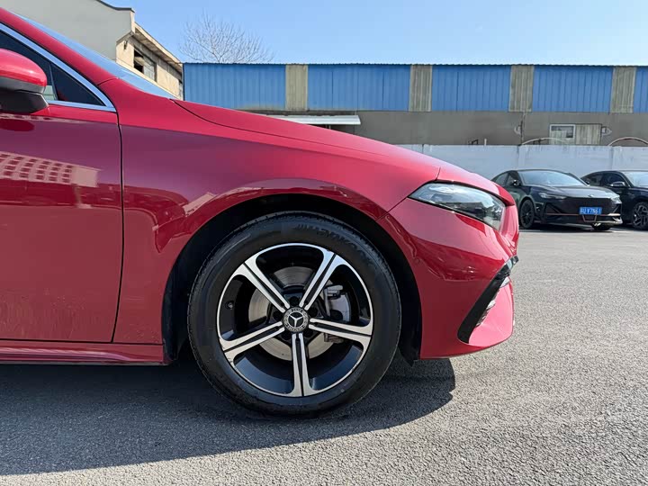 Mercedes-Benz A-Class 2024 A 200 L — фото 29