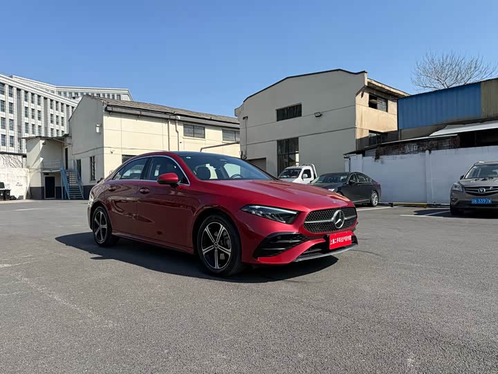 Mercedes-Benz A-Class 2024 A 200 L — фото 33