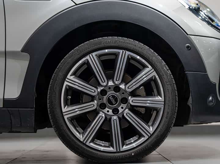 MINI Clubman — фото 12