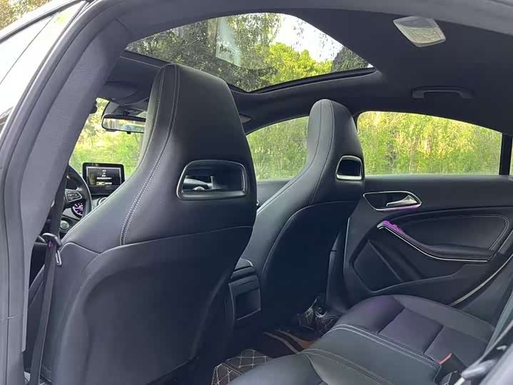 Mercedes-Benz CLA 2018 CLA 200 — фото 9