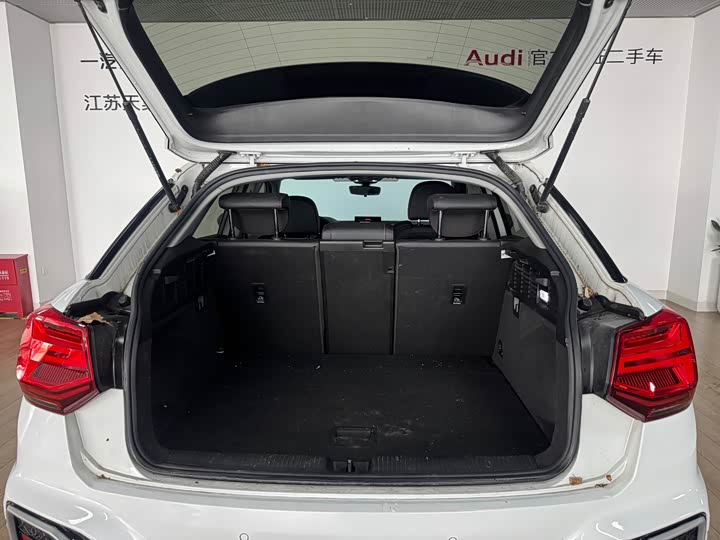 Audi Q2L 2022 35 TFSI — фото 6