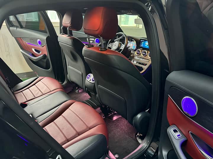 Mercedes-Benz GLC 2022 GLC 300 4 MATIC SUV — фото 10