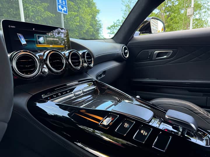 Mercedes-Benz AMG 2021 AMG GT — фото 20