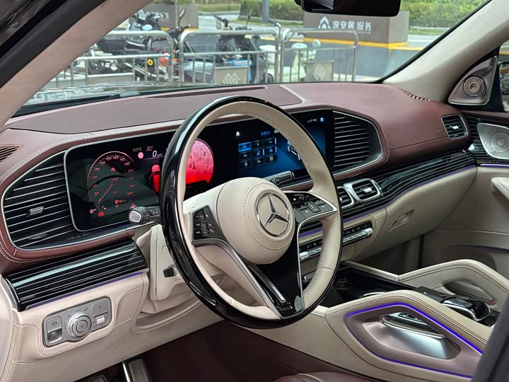 Maybach GLS 2022 GLS 480 4 MATIC — фото 5