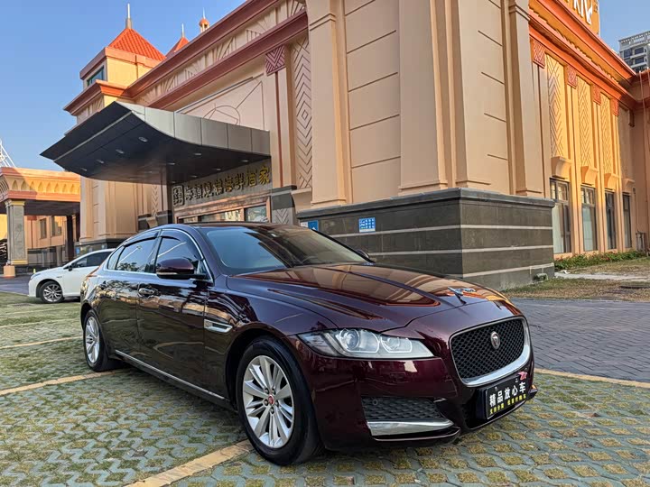 Jaguar XFL 2017 XFL 2.0 T 240 PS — фото 3