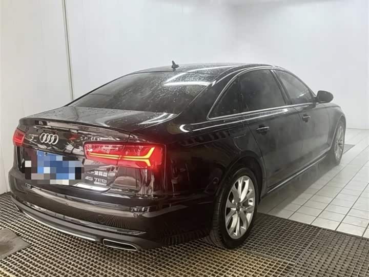 Audi A6L 45 TFSI quattro спорт — фото 7