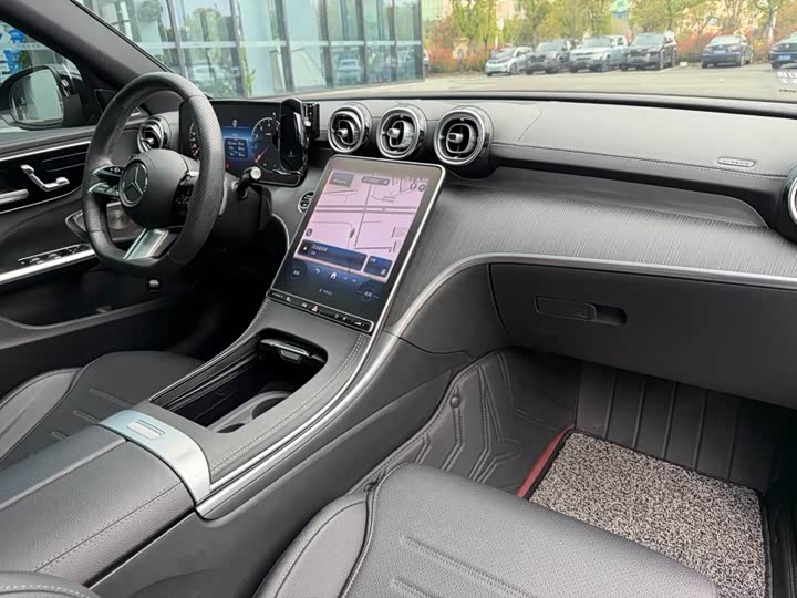 Mercedes-Benz C-Class 2023 C 260 L — фото 10