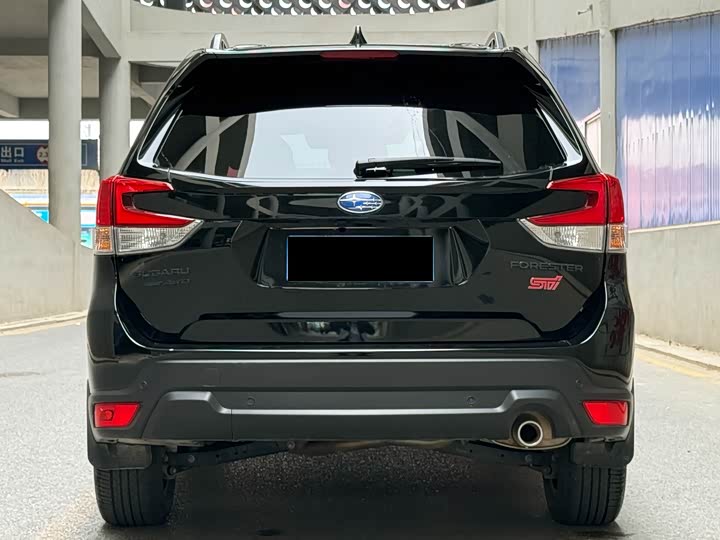 Subaru Forester — фото 4