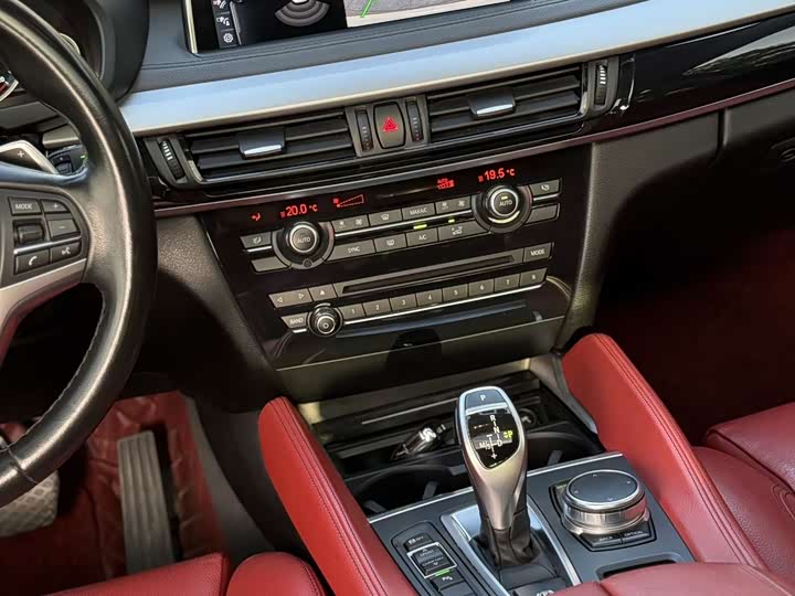 BMW X6 2015 x Drive 35i Leading — фото 9