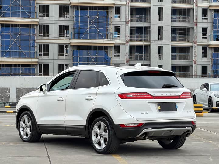 Lincoln MKC 2017 2.0 T 2 WD — фото 6