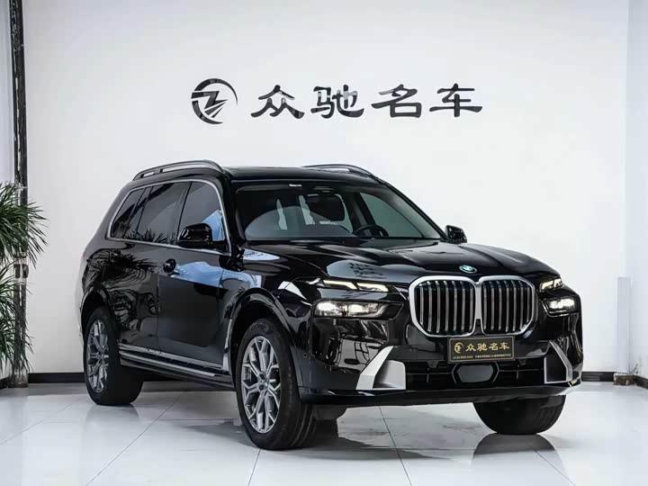 BMW X7 2023 x Drive 40i Leading — фото 3