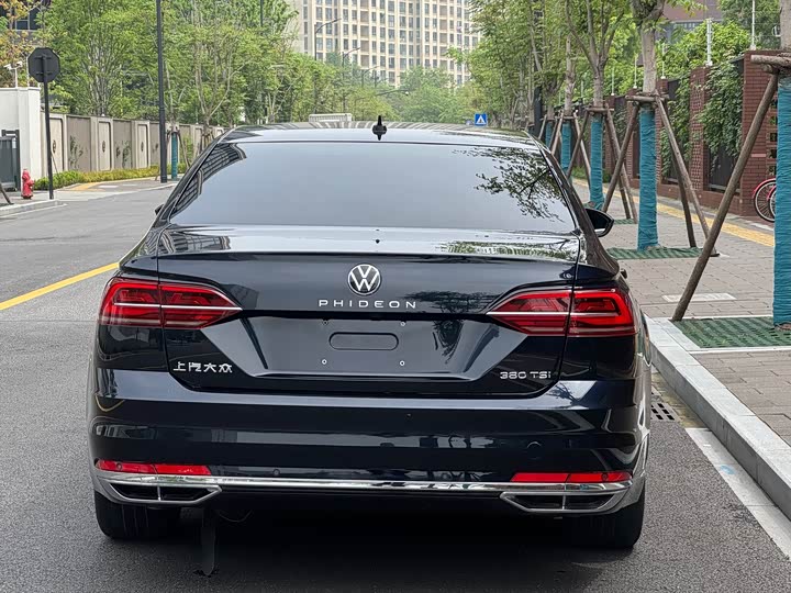 Volkswagen Phideon — фото 4