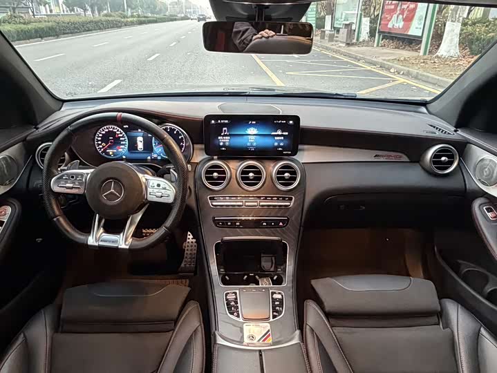 Mercedes-Benz GLC 2022 AMG GLC 43 4 MATIC SUV — фото 12