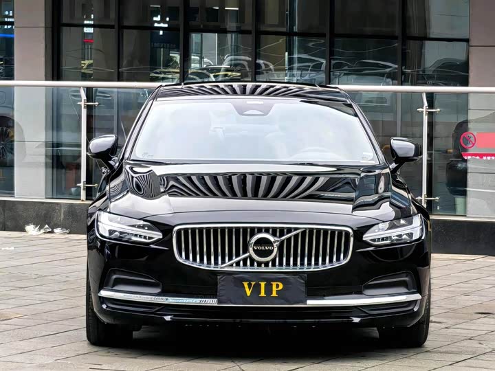Volvo S90 2024 B 5 — фото 2