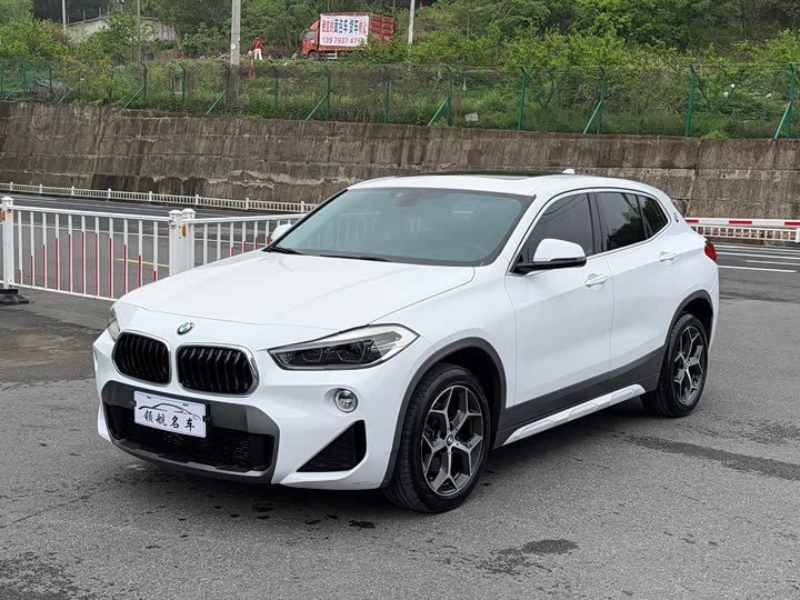 BMW X2 2019 s Drive 20i M VI — фото 1