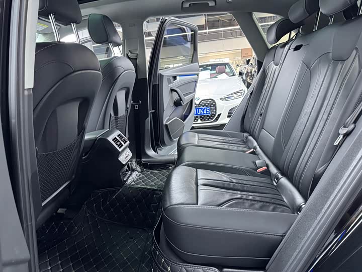 Audi Q5L 40T стиль-динамик — фото 15