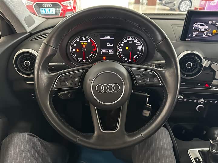 Audi A3 2020 Sportback 35 TFSI VI — фото 8