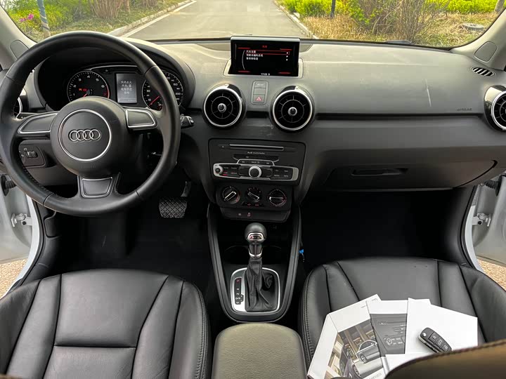 Audi A1 2016 30 TFSI Sportback Design — фото 8