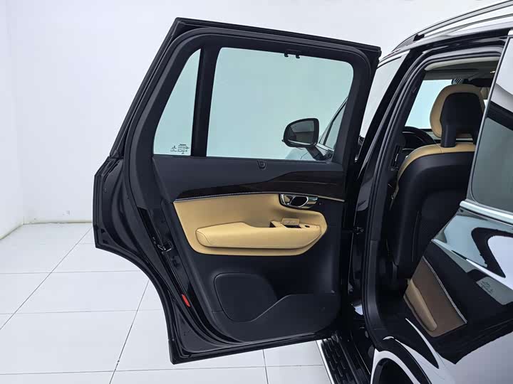 Volvo XC90 2015 T 6 7 — фото 21