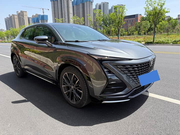 Changan UNI-T 2023 1.5 T Premium — фото 3