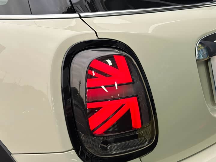 MINI Hatch — фото 16