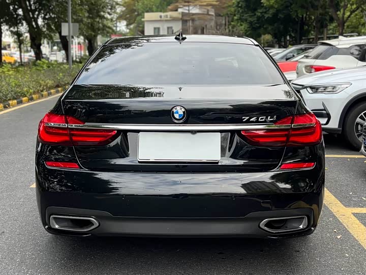 BMW 7-Series 2018 740 Li Leading M — фото 10