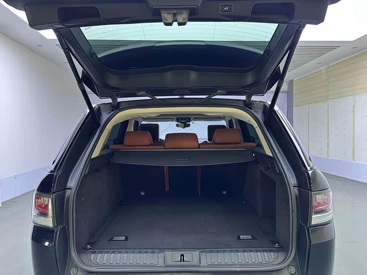 Land Rover Range Rover Sport — фото 13