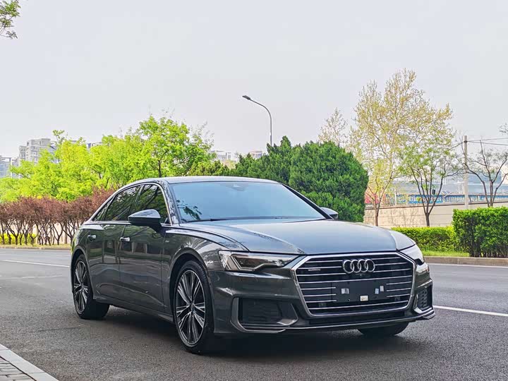 Audi A6L 2020 45 TFSI quattro — фото 2