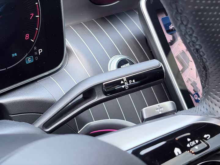 Mercedes-Benz C-Class 2024 C 260 L — фото 15