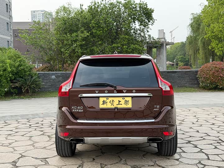 Volvo XC60 2016 T 5 AWD — фото 12