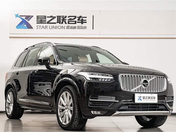 Volvo XC90 2018 T 6 7 — фото 5