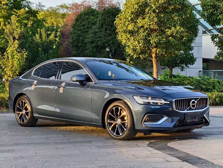 Volvo S60 2021 T 4 — фото 3