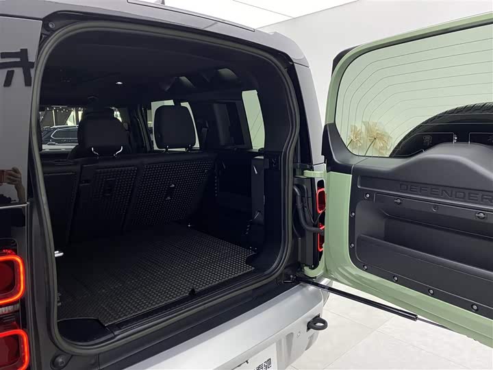 Land Rover Defender — фото 31