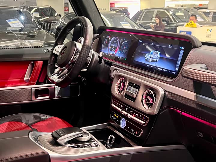 Mercedes-Benz G-Class 2019 AMG G 63 — фото 6