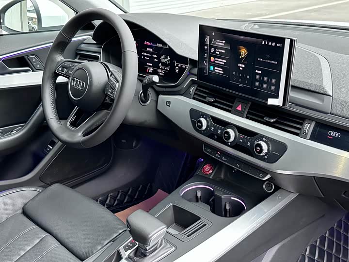 Audi A4L 2020 40 TFSI — фото 12