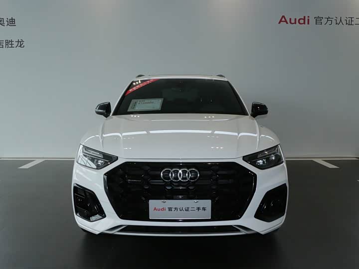 Audi Q5L 40 TFSI люкс-динамик — фото 2