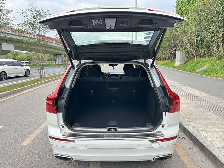 Volvo XC60 2020 T 5 4 WD — фото 23