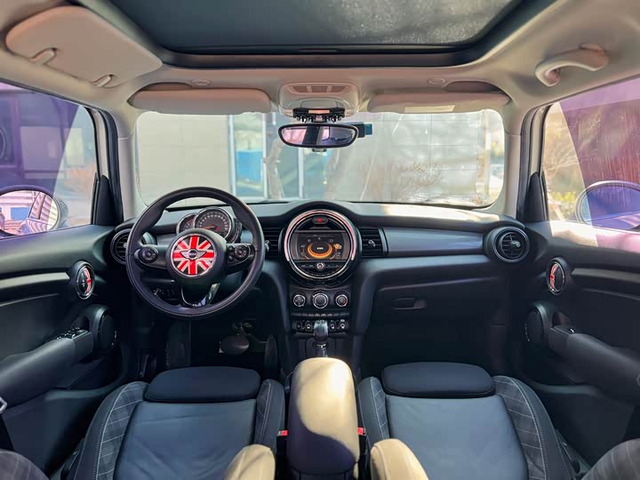 MINI Hatch — фото 10