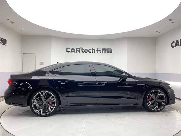Audi A7L 2023 45 TFSI quattro S-line — фото 5