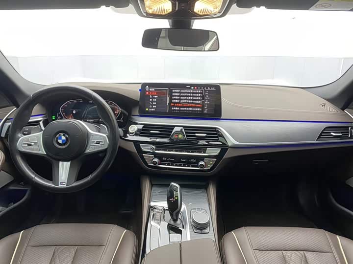 BMW 5-Series 2023 530 Li Leading M — фото 13