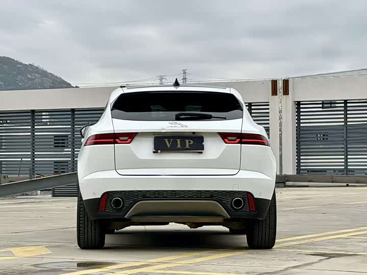 Jaguar E-PACE 2018 P 200 S V — фото 10